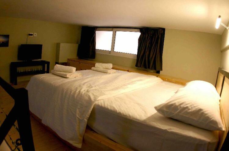 Pavlou Mela Apartment Athens Ngoại thất bức ảnh